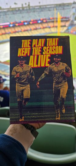 LA Dodgers Bobblehead  – The Play That Kept the Season Alive