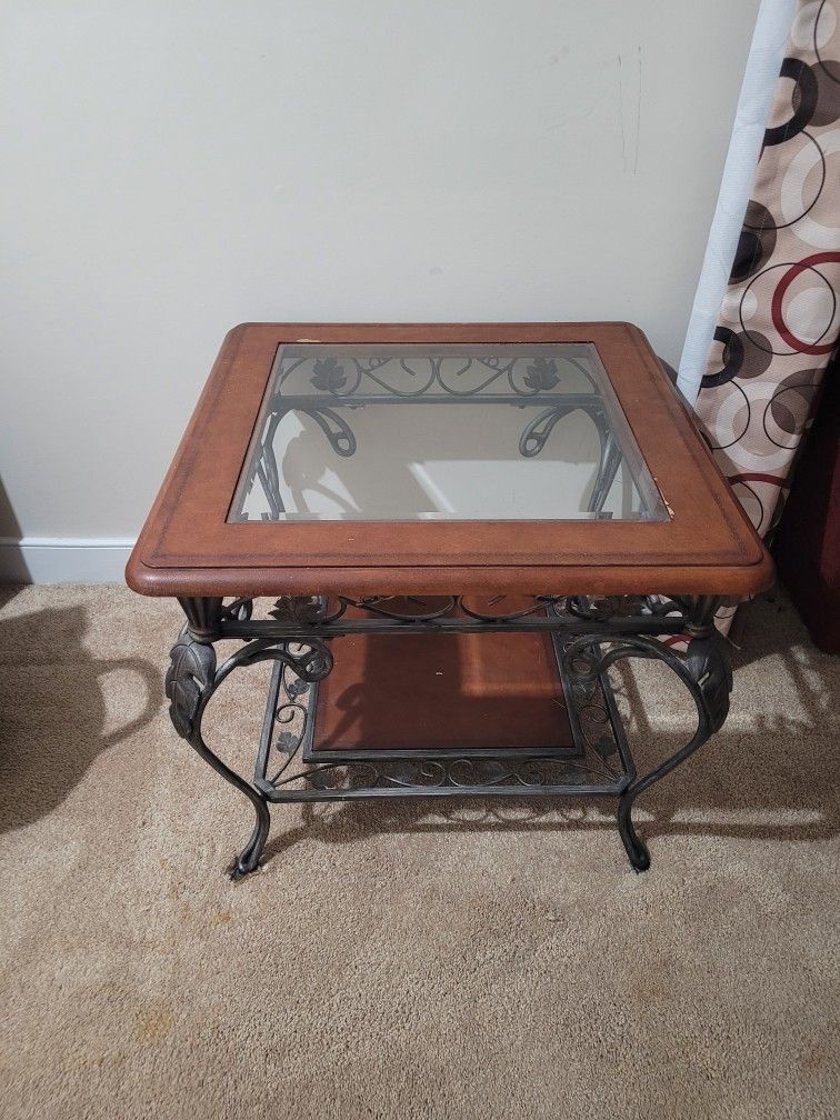 Center Or Side Table