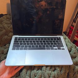 MacBook Pro 13”