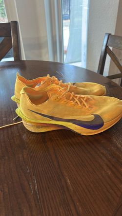 Nike Vaporfly 4 womens size 11.5