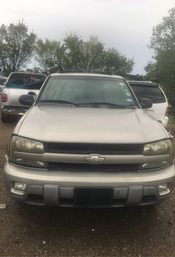 2005 chevy Trail Blazers for parts