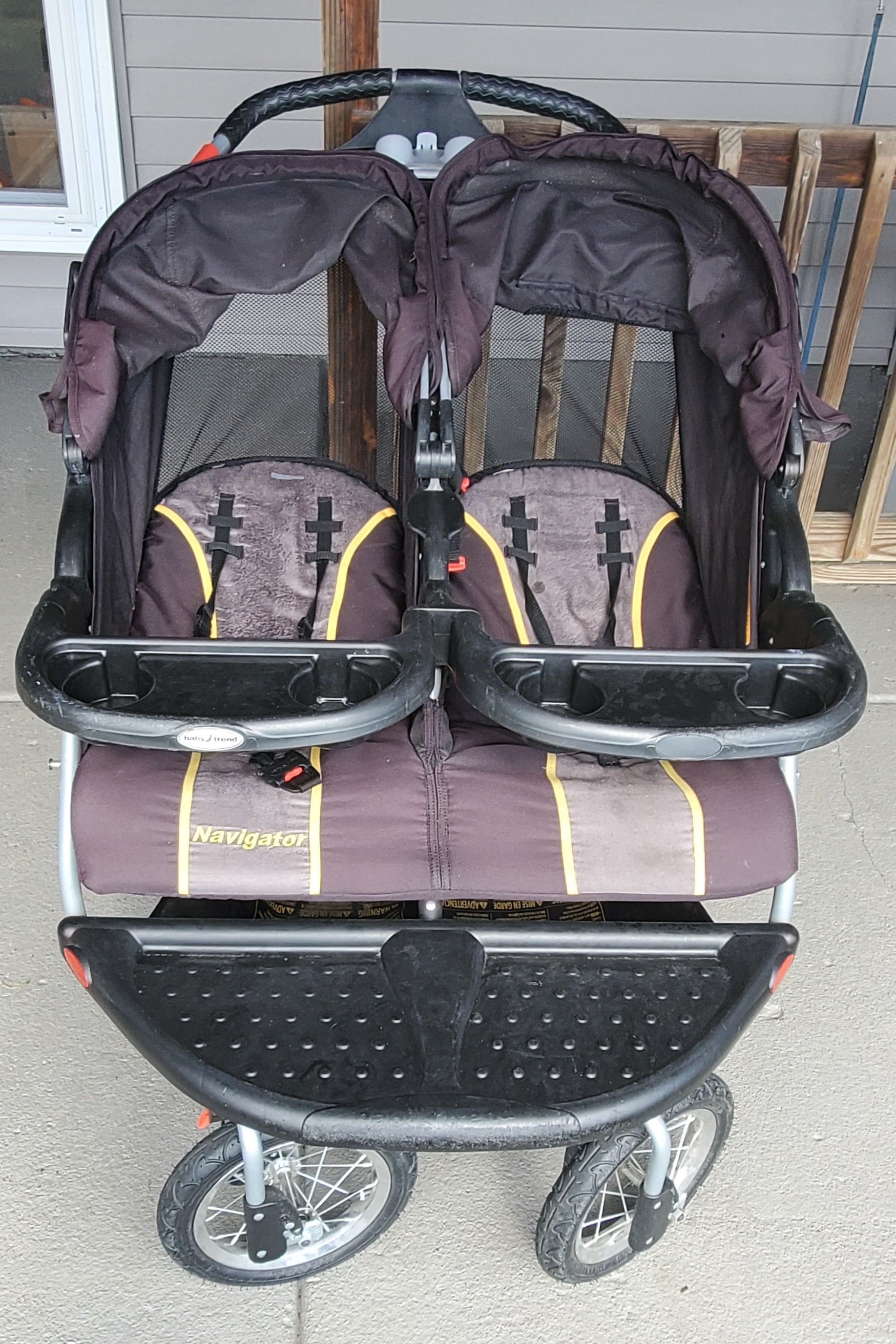 Baby trend navigator side by side double stroller