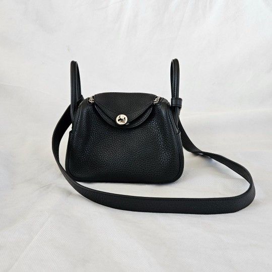 Hermès Black Clémence Leather Lindy Mini Shoulder Bag