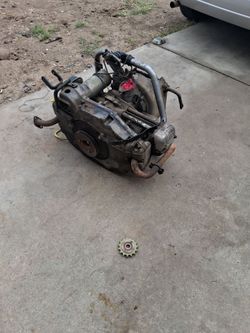 Air-Cooled two cylinder Engine with Exhaust