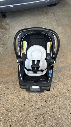 Click connect baby seat