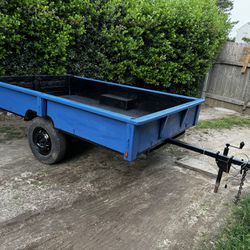 Blue and Black Utility Trailer 5x8 With Clean Title (Will Deliver For Free Within 20 Miles)