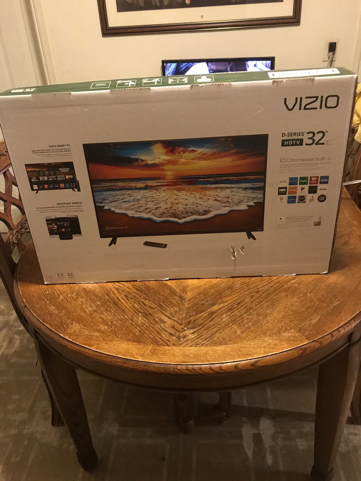 VIZIO smart tv 32 inches brand new