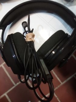 Black Wired Over-Ear Headphones
