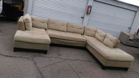 Robb & Stucky Sectional Couch Free Delivery