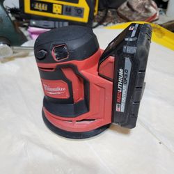 Milwaukee DA Sander