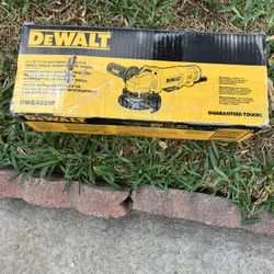 11A DeWalt 4-1/2" Paddle Switch CORDED angle Grinder (DWE402W)