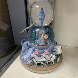 Disney Cinderella Royal Ball Snow Globe