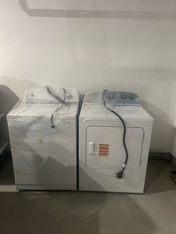 Whirlpool 7cu-ft Vented Electric Dryer plus used washer