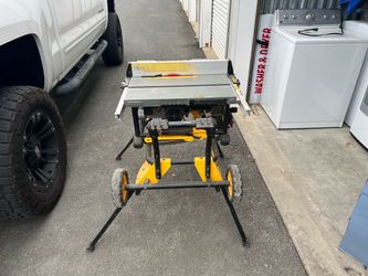 DeWalt tablesaw with stand