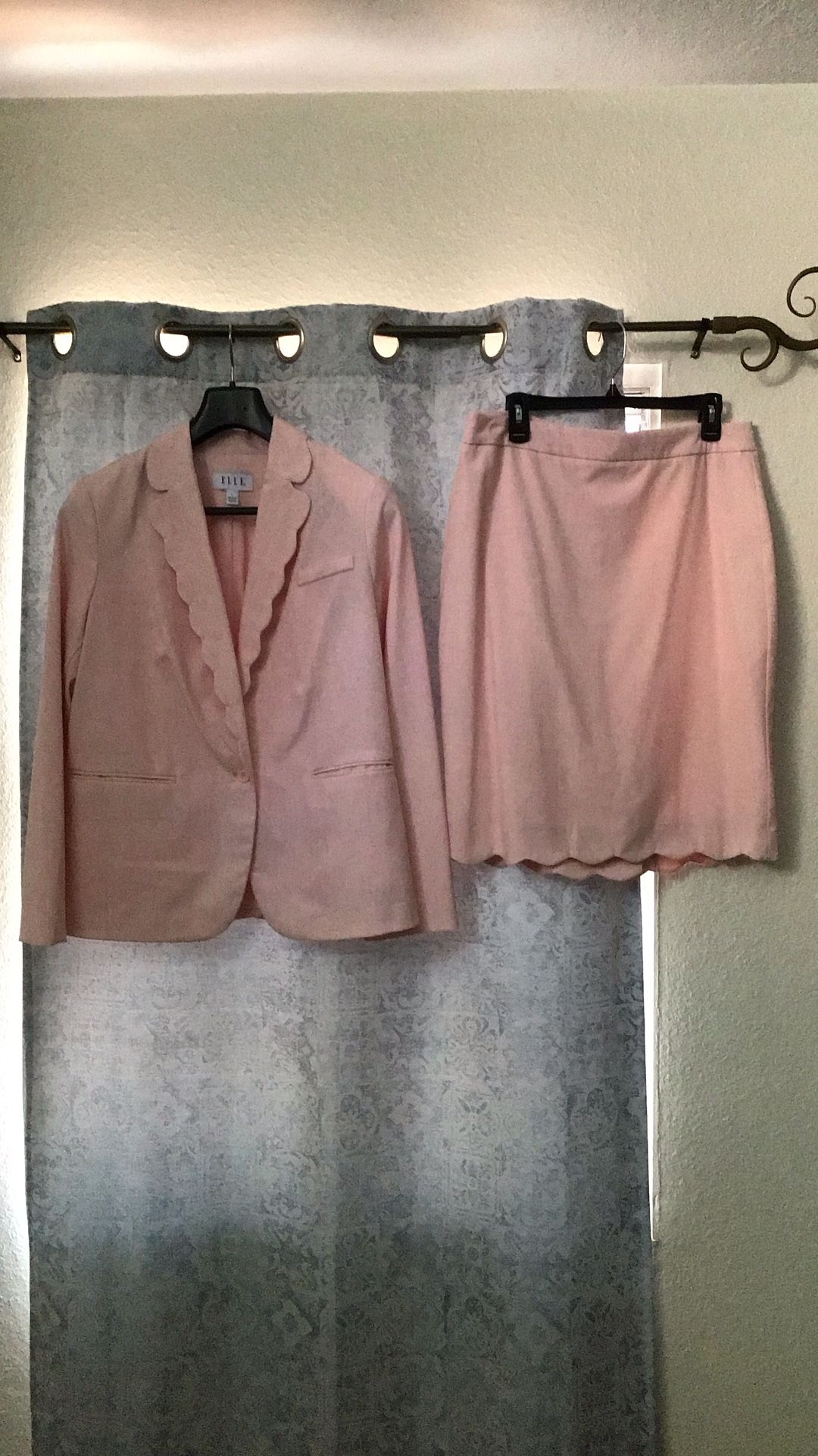 Women ELLE Soft Pink Skirt Suit Set