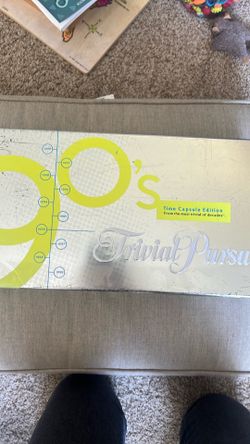Board game- 90s trivial pursuit
