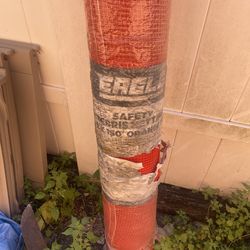 4’x 150’ Orange Color Debris Netting  Fire Retardant