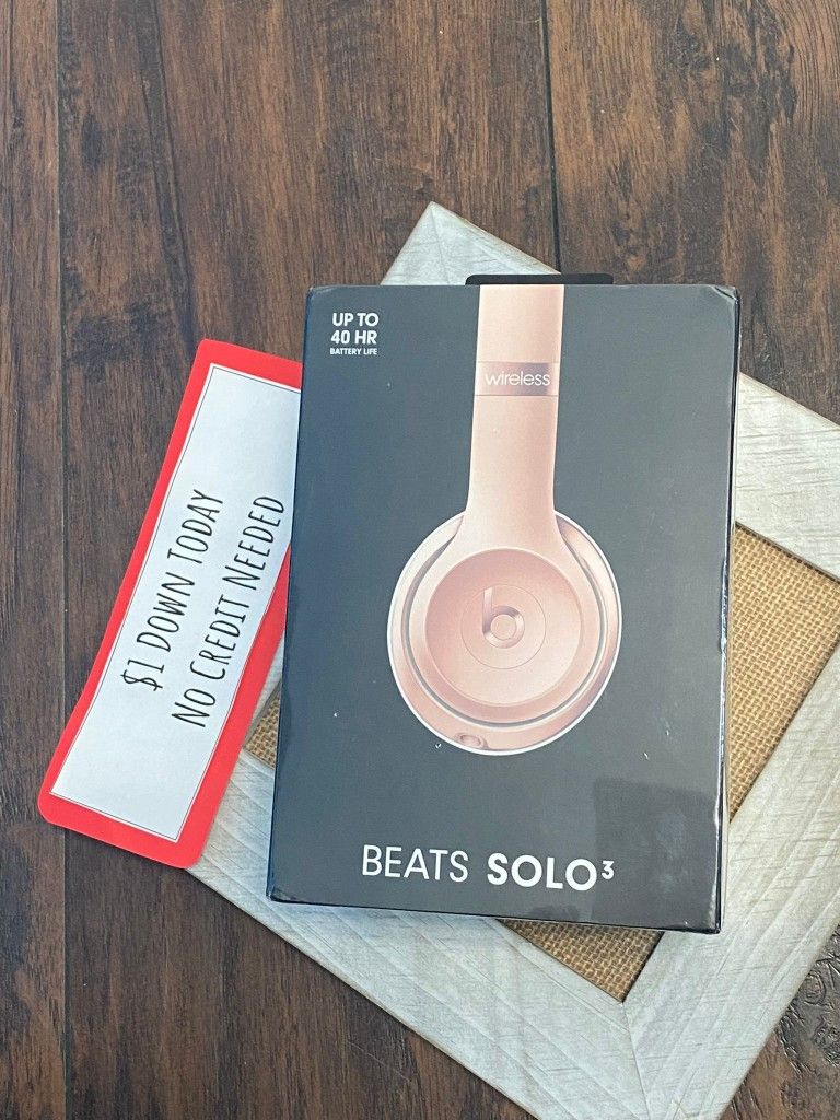 Apple Beats Solo 3 Bluetooth Headphones -PAYMENTS AVAILABLE-$1 Down Today