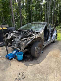 2014 Nissan Altima- SELLING FOR PARTS