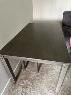 Dining Room Table w/ chairs & bench