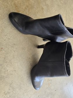 ANNE KLEIN boots