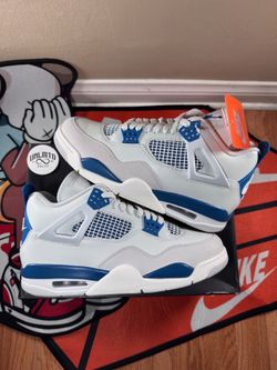 Jordan 4 Retro Military Blue (2024)