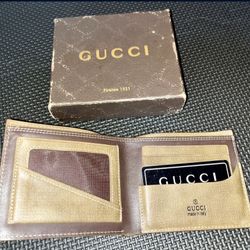 Gucci Leather Wallet 