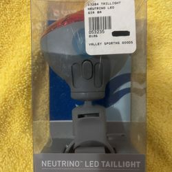 Giant Brand Neutrino LED Taillight 
