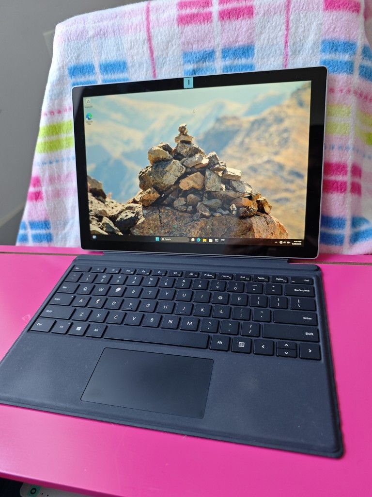 Microsoft Surface Pro 5