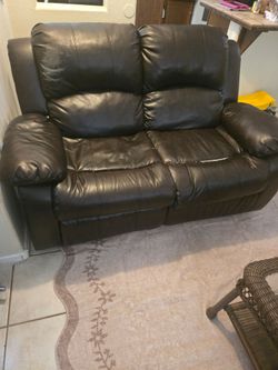 Love seat recliner