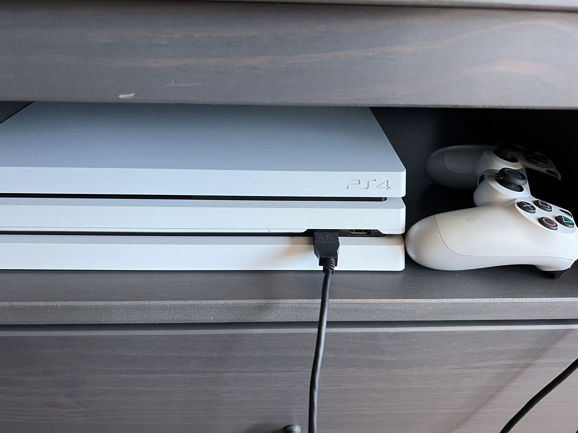 PS4 Pro 1TB