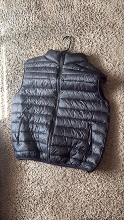 all black puffer no arms