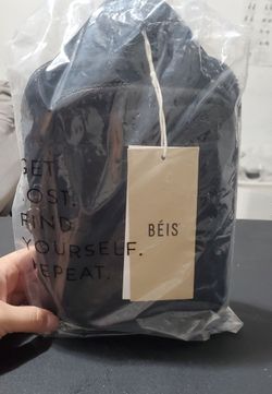 BEIS The Sport Sling Crossbody Bag