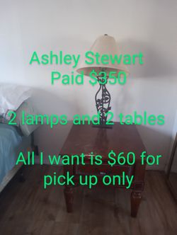 Beautiful Ashley Stewart 2 Tables And 2 Lamps