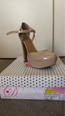 Beige close toed heels
