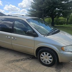 2005 Chrysler Town And Country Ready Drive Home 