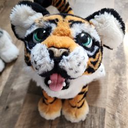 Hasbro FurReal Friends 13" Tyler Roarin' Tiger Interactive Plush Toy WORKS EUC