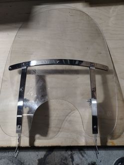 Harley Davidson windshield helmet gadget