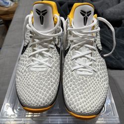 KOBE VI PROTRO "WHITE DEL SOL" Size 14