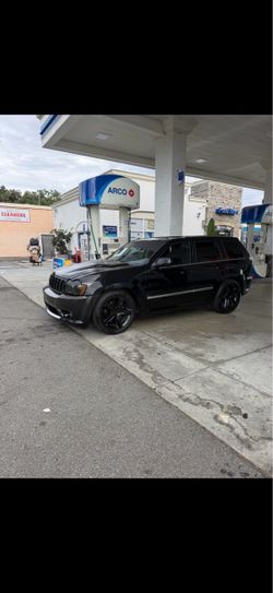 2007 Jeep Grand Cherokee SRT8⚫️