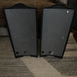 Speakers (bocinas)