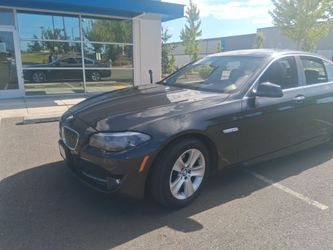 2011 BMW 528i