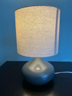 Table Lamp / Gray Lamp / Light / Lamp Shade