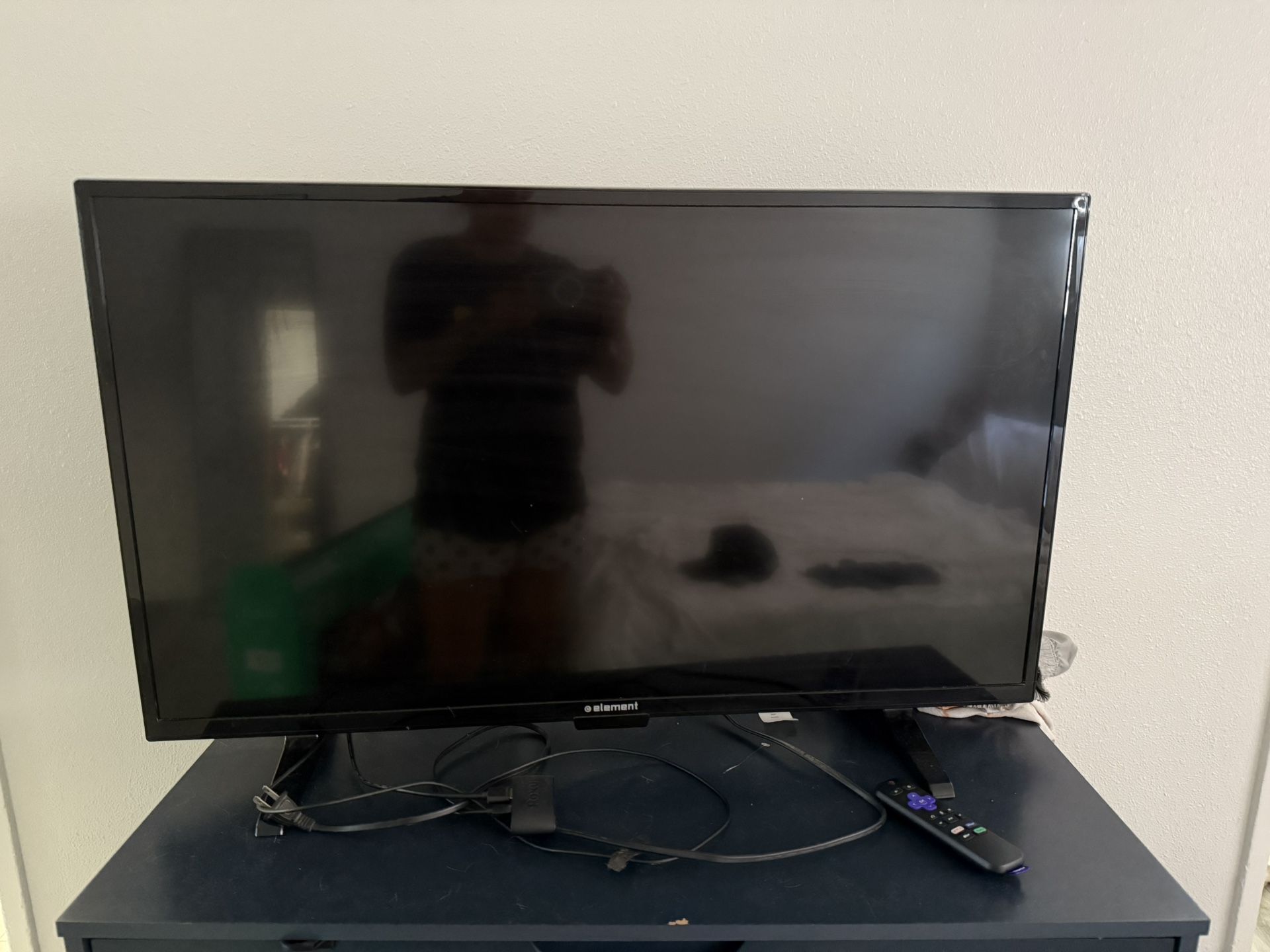 Element Tv With Roku