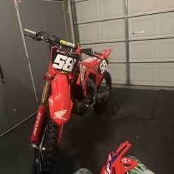 Crf250r Factory Race bike