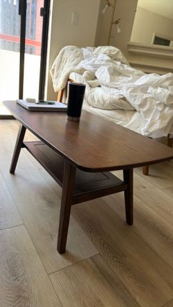 Wooden Coffee Table (Pristine Conditions)