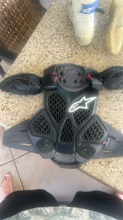 Bionic Alpine star chest plate with shoulder and elbow protection Alpine star chest plate, shoulder and elbow protection