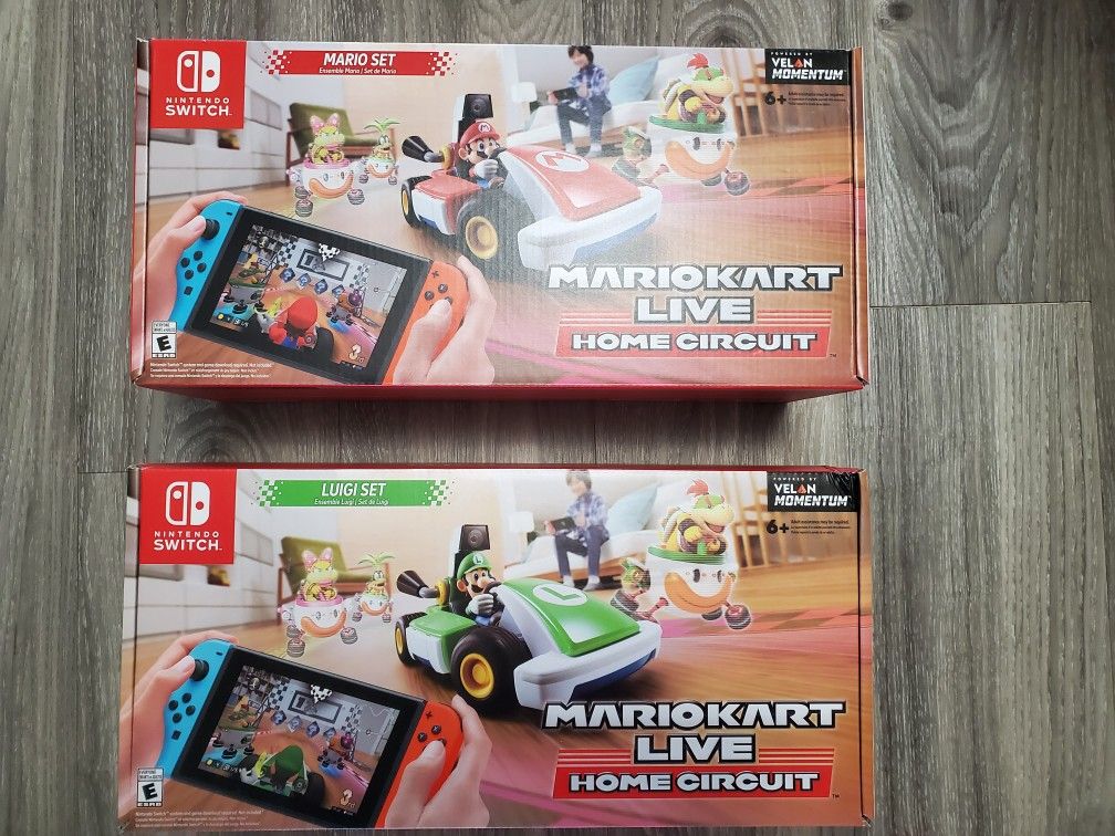 Mario Kart Live Home Circuit - Mario & Luigi sets