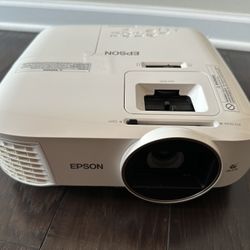 Epson Home Cinema 2150