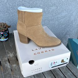Lauren Conrad - Teigen Booties